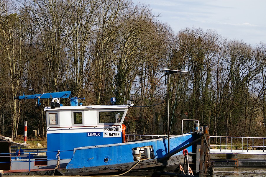 Le Bateau Francki: Ecluse d evry 017